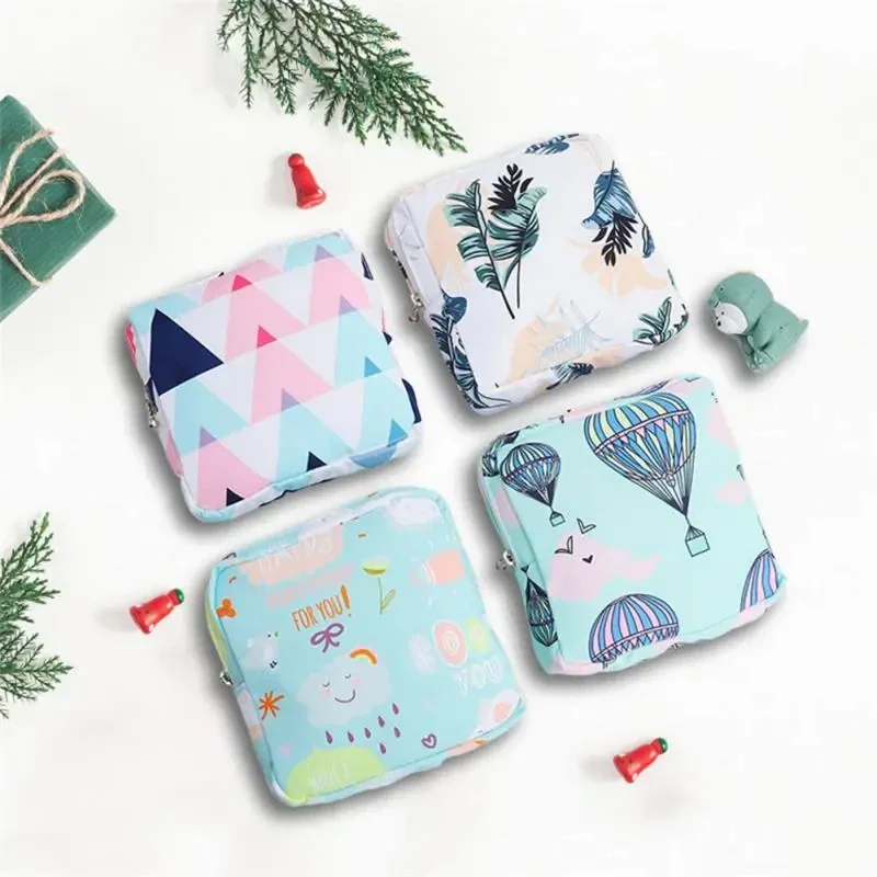 Cartoon Cute Girl Coin Purses Mini Sanitary Pads Lipstick Storage Makeup Bag Travel Toiletry Beauty Case Make Up Organizer Bag