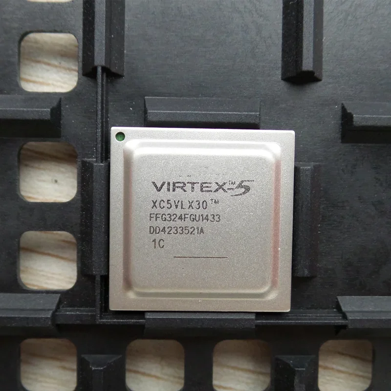 XC5VLX30-1FF676C XC5VLX30-1FFG324C XC5VLX30-1FFG676C fpga