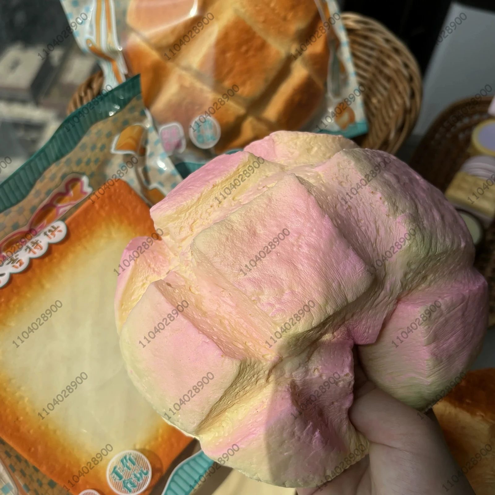 Chignon d'ananas à montée lente, pain d'ananas Squishy, gâteau de pâtisserie, jouet à presser à rebond lent, jouet de relaxation pour les mains