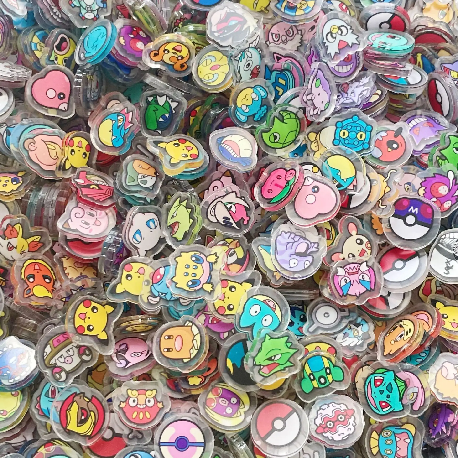 320/650 Uds Pokemon Pikachu Charizard 2cm parche acrílico de Anime Diy accesorio hecho a mano llavero PP Clip pegatinas decoración colgante