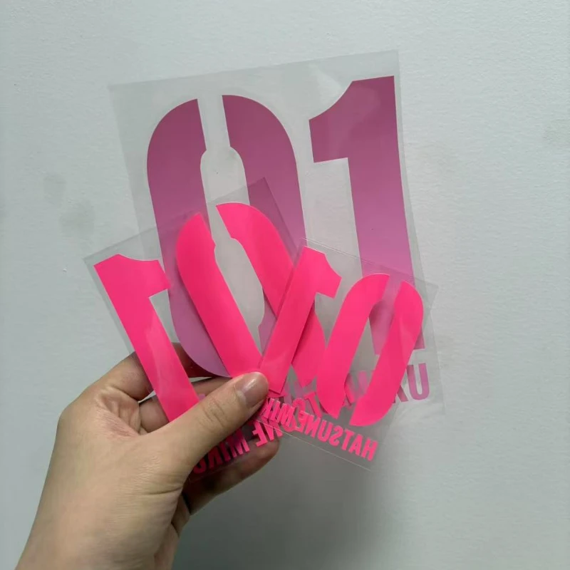 animacao-anime-hatsune-miku-adesivos-de-carro-circundantes-01-chassi-rosa-digital-adesivos-fofos