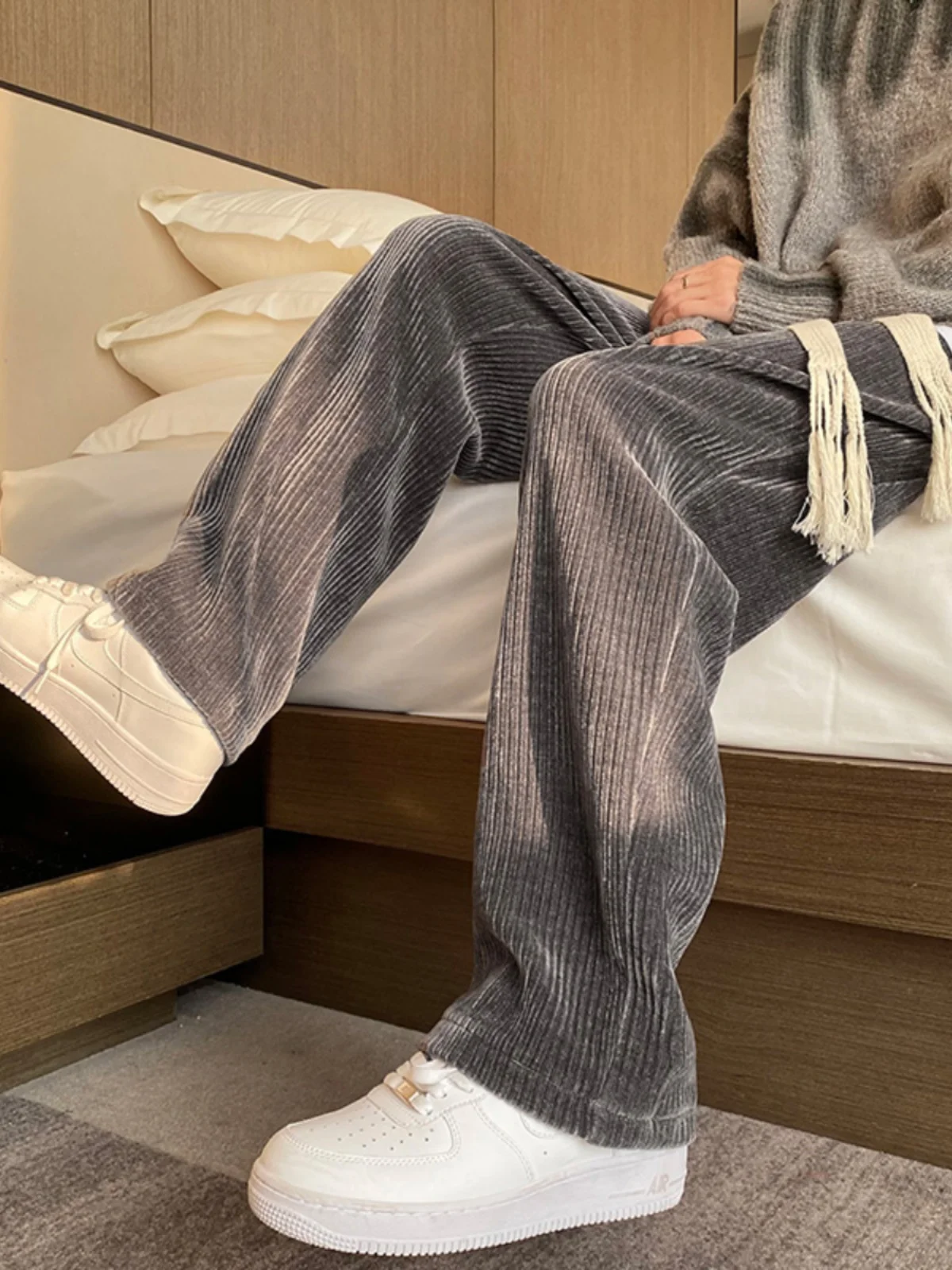 

Вельветовые широкие брюки мужские весенне-осенние свободные прямые брюки больших размеров Fat 300 Pou очень большие повседневные брюки Bla