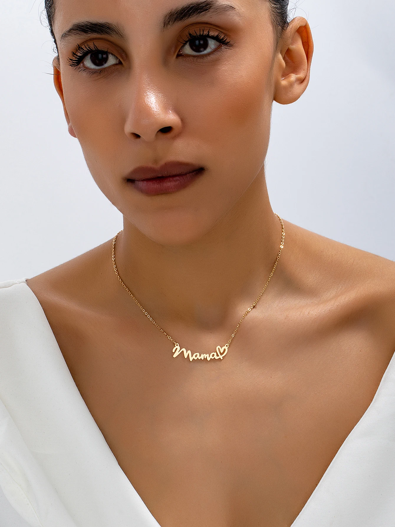 One-Piece Fashionable Heart-Shaped Mama/Mom/Mother Pendant Necklace Mother's Day Jewelry Gift