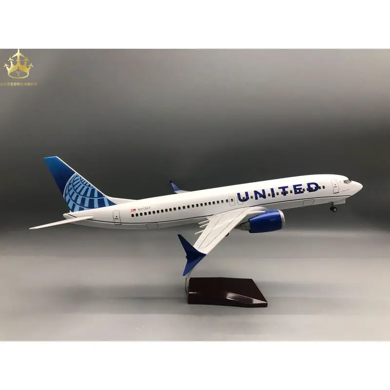 

737 United Airlines aircraft model 47cm with lights and wheels simulation static model