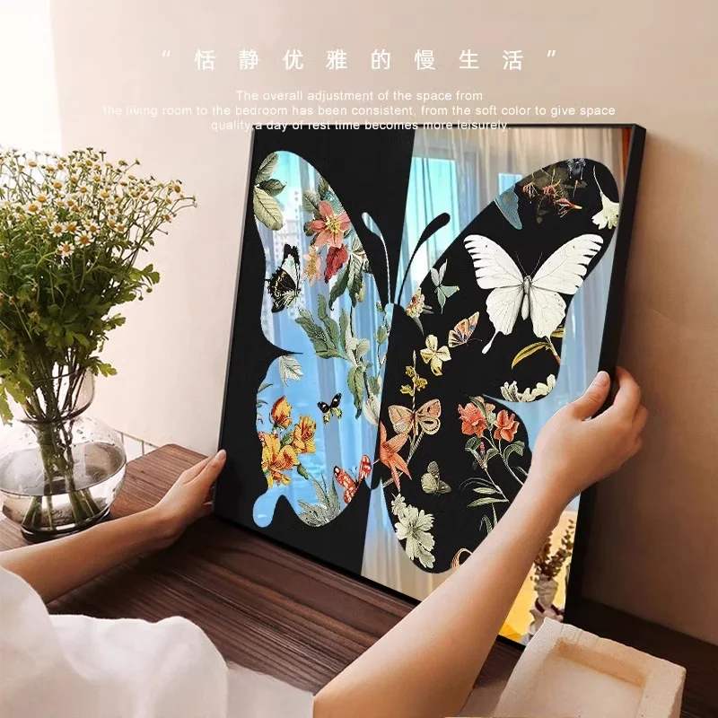 

Retro style living room decorative painting mirror high-end sofa background wall painting butterfly desktop ornament painting