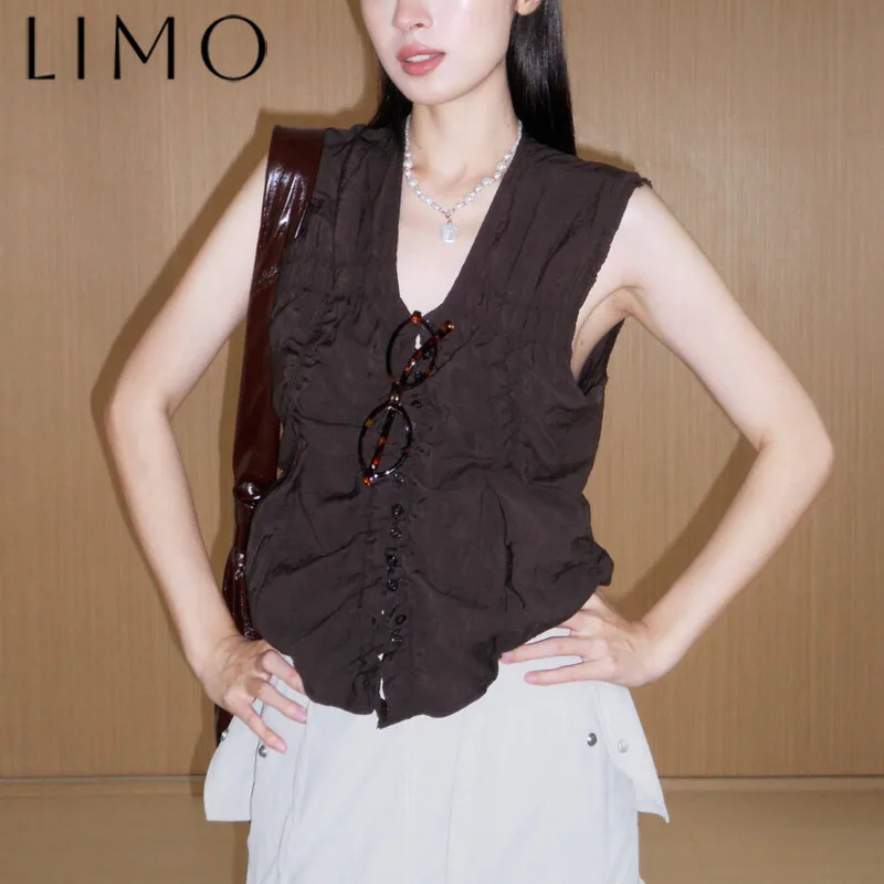 

LIMO Elegant V-Neck Knit Shirt Women’s Sleeveless Cotton Linen Top Ruffled Layered Design Slim Fit Casual Chic Blouse