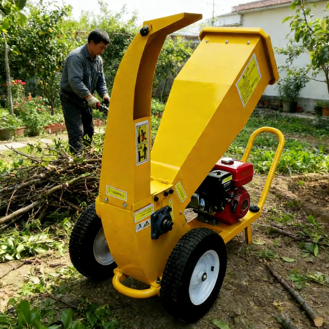 

Customized original forestry machinery sawdust crusher track type wood crusher