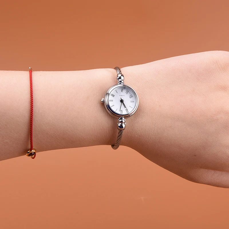 1pc Silver Bangle Watches Women Fashion Bracelet Quartz Watch Students Watch