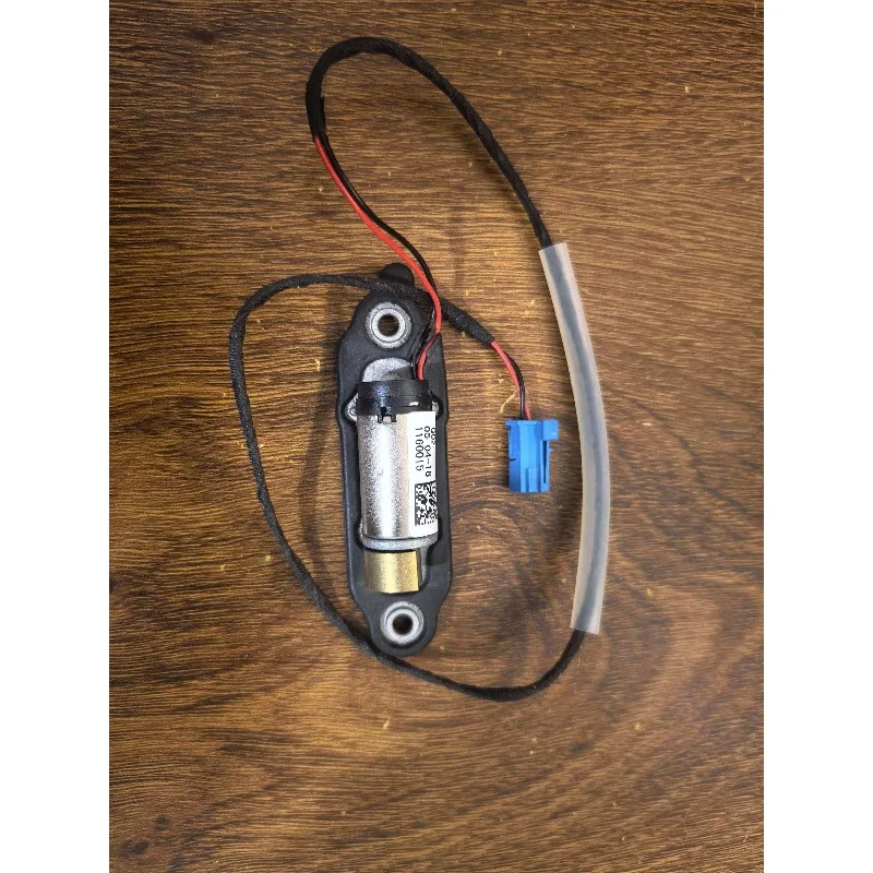 For Benz C-Class C200C260 E-Class E200E300GLA180GLC Steering Wheel Vibration Motor Motor Sensor