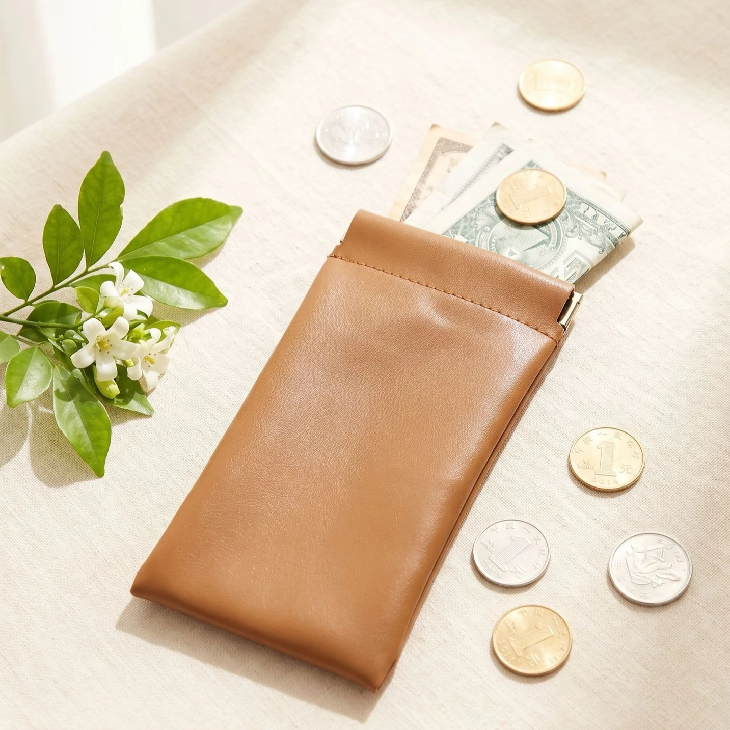 Squeeze Top Elastic PU Leather Coin Purses Spring Opening Mini Coin Pouch for Glasses Coins Cards Cash Small Accessories