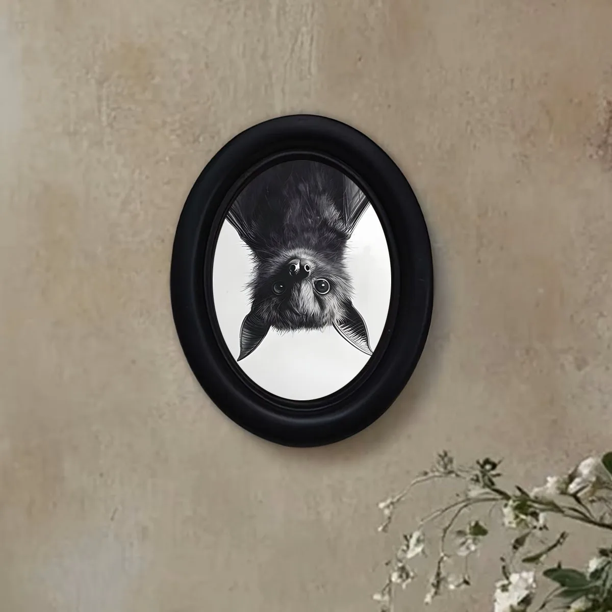 1 Piece of Vintage Hanging Bat Wall Decoration, Black Oval Frame Print, Gothic Style Bat Sketch, Dark Academy Style Decor, Exclusive Gift for Bat Enthusiasts