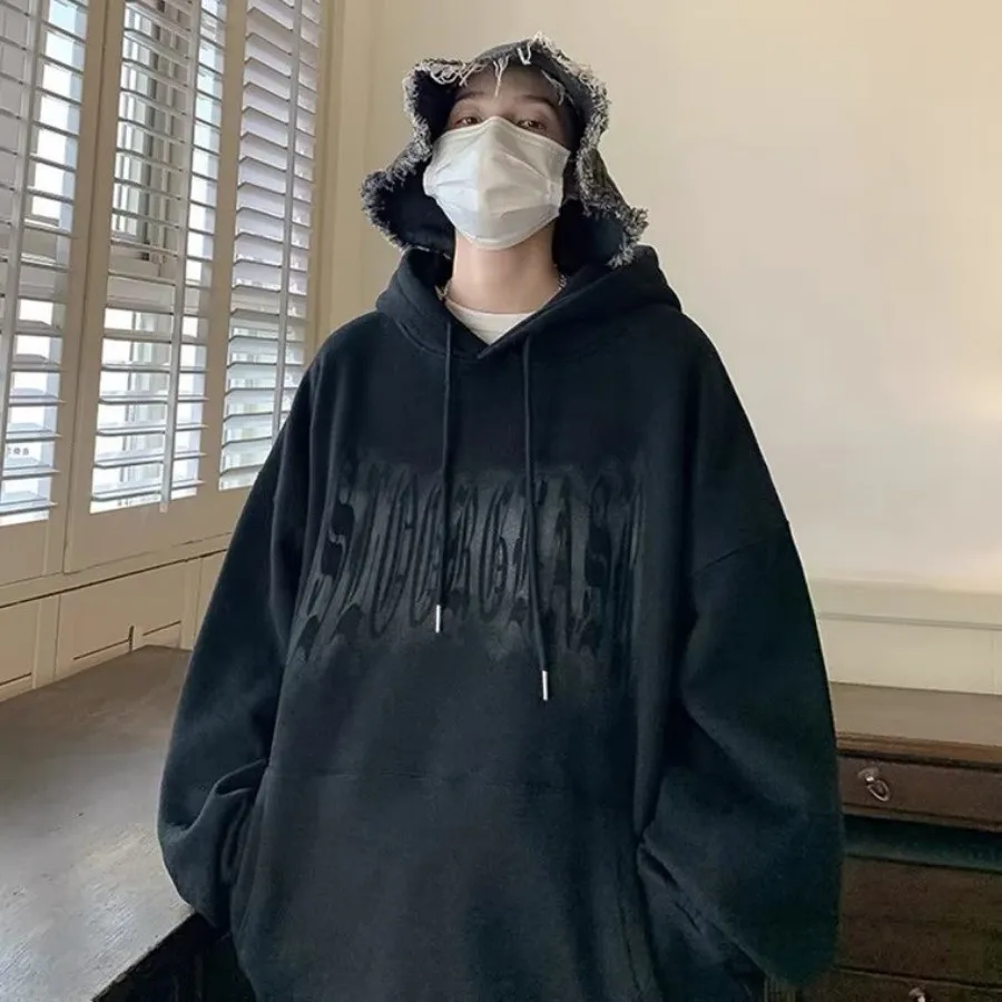 【M-8XL 】سترة بقلنسوة أمريكية ريترو هاي ستريت للرجال عصرية وعصرية فضفاضة وكبيرة الحجم للرجال