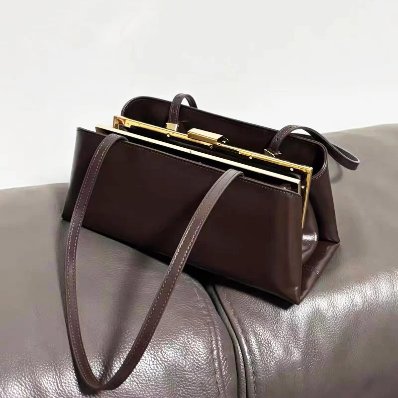 

Women Metal Frame Underarm Bag Elegant French Style PU Leather Handbag Multi Compartment Magnetic Closure Shoulder Bag Purs