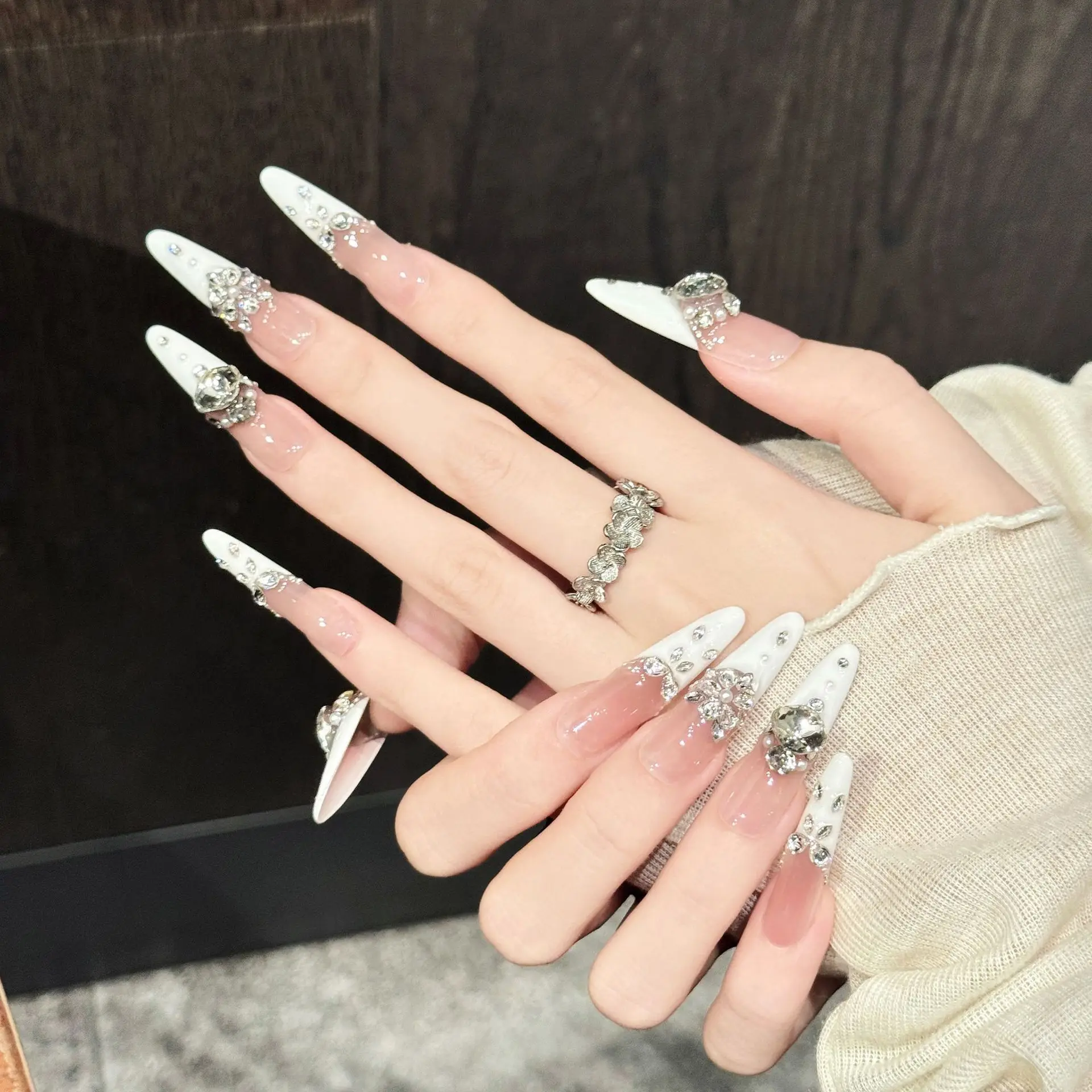 10pcs Handmade False Nails Elegant Nude Pink Gradient French Tip Press On Nails 3D Large Diamond Decor For Women Luxury Reusable view 2