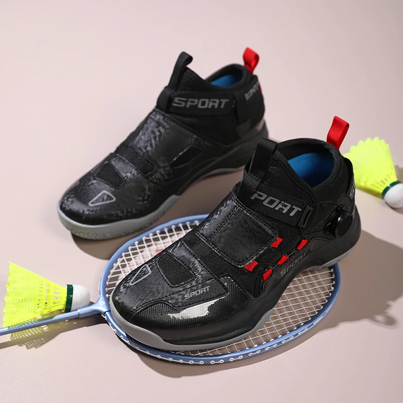 Sepatu Tenis Uniseks Mewah Baru Tiba Anti Selip Sepatu Bulu Tangkis Pria Wanita Sepatu Latihan Anti-selip Gesper Kenop Ringan Nyaman