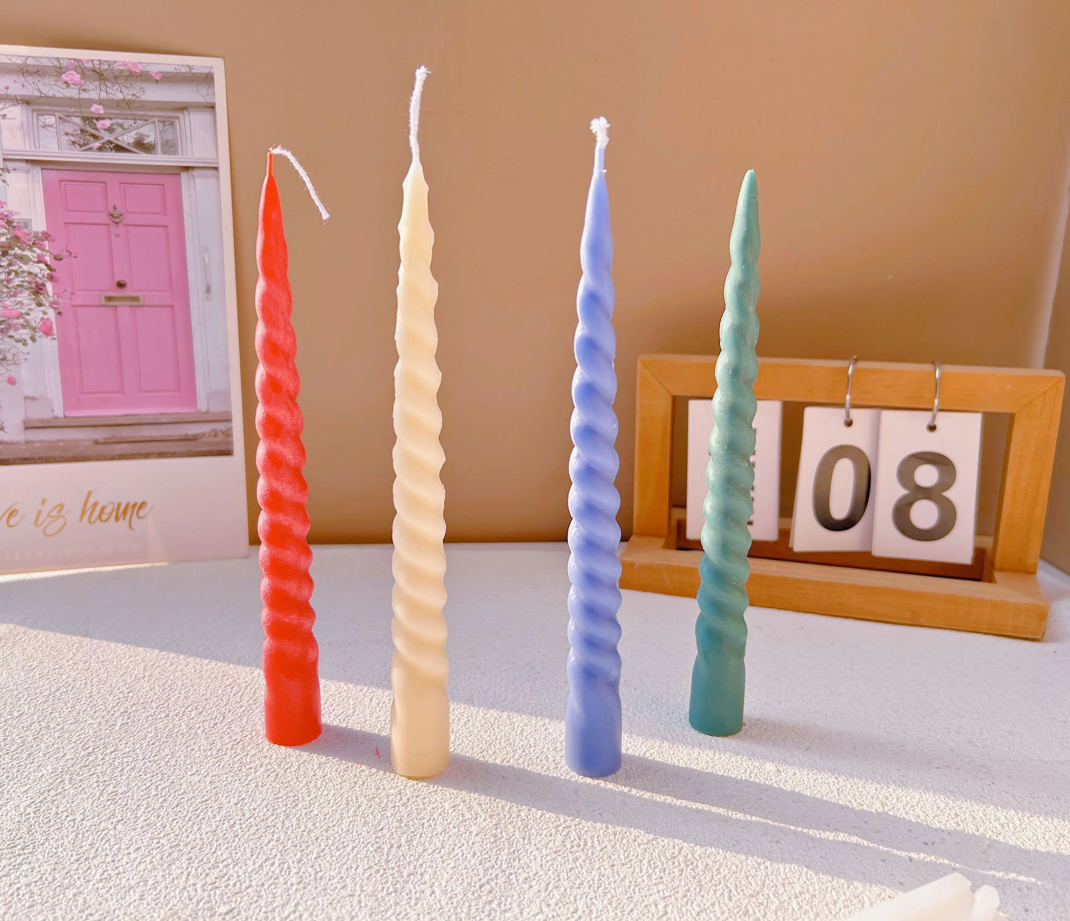 

New Style Non Leaking Long Pole Spiral Candle Silicone Mold Geometric Candle Mold Church Dining Table Candle Craft Home Decorati