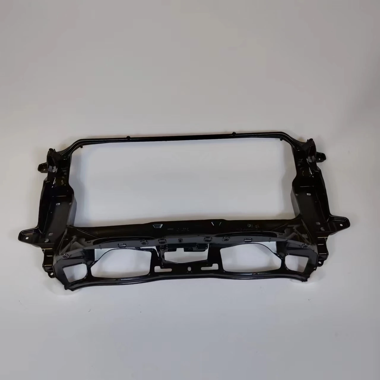 Superior Auto Parts Rama zbiornika na wodę do Porsche Panamera 970 2010-2016