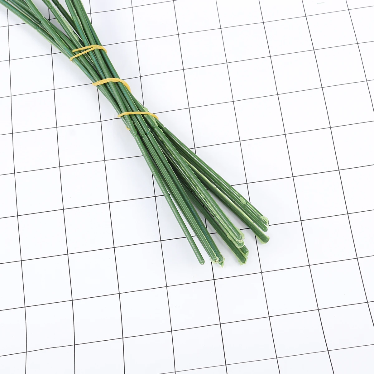 

12Pcs Artificial Monstera Leaves Simulation Green Big Size Tropical Leaves Decoration for Home Garden Balcony Office