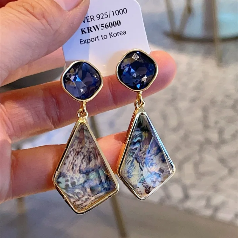 Elegant Wind Chimes Drop Earrings For Women Vintage Jewelry Plum Embroidered Purse Dangle Tassel