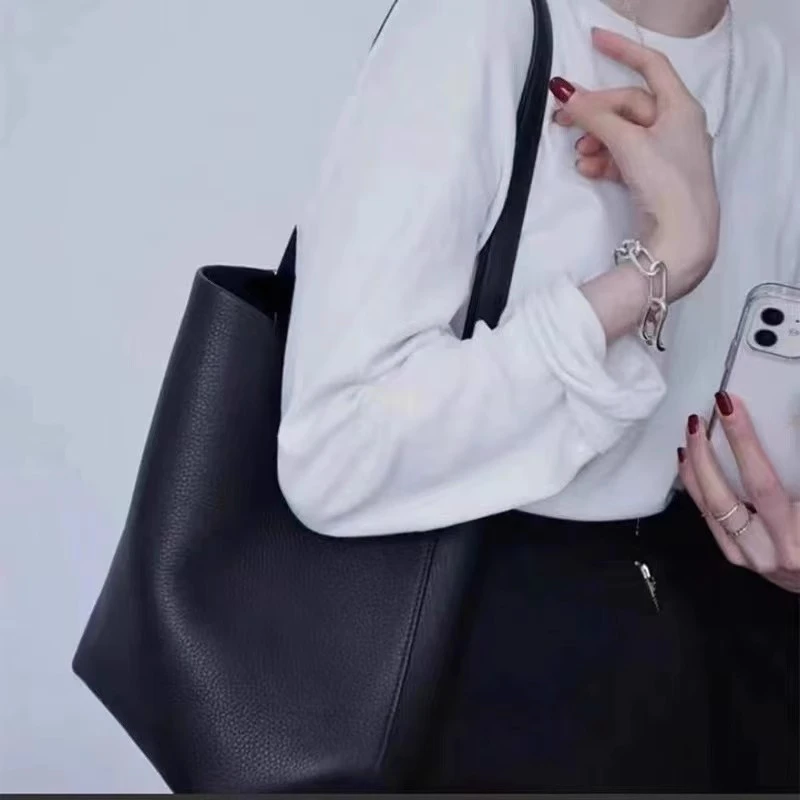 Women Cowhide Shoulder Bag Female Handbag Bucket Classic Lcu Lychee Patterned Tote Bags Solid Color Single Shoulder Bags