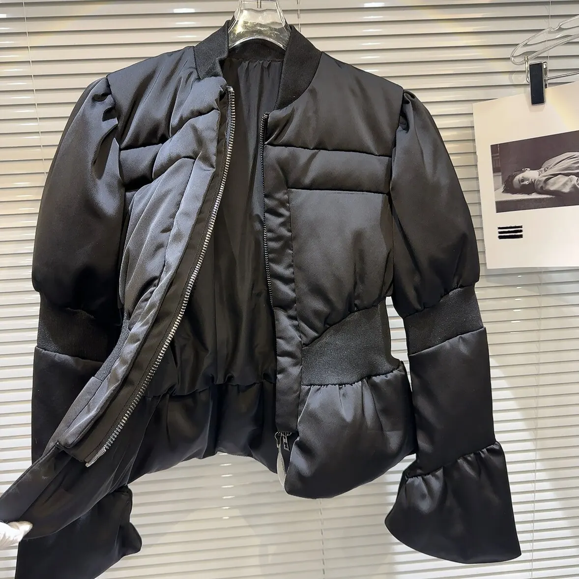 DEAT 2026 Winter New Items Fashion Women's Thread Waist Design Warm Jacket Casual Solid Color Zipper Cotton Padded Coat 11A01161