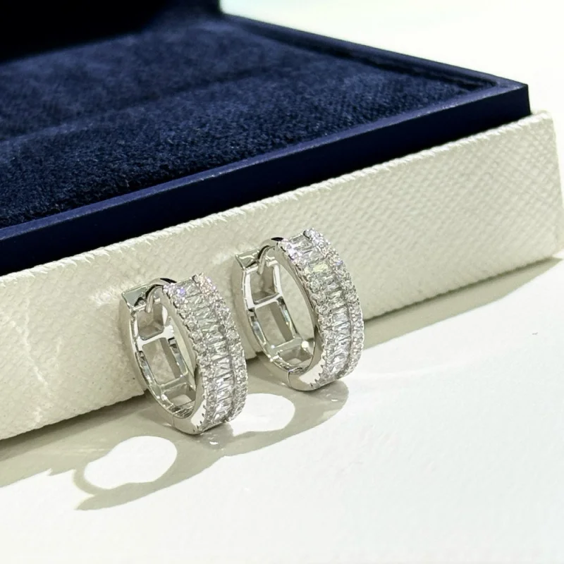 

S925Silver Seiko Advanced Sense Artificial Ladder Square Circular ArcCRing Earrings Diamond Ear Ring Simple Stud