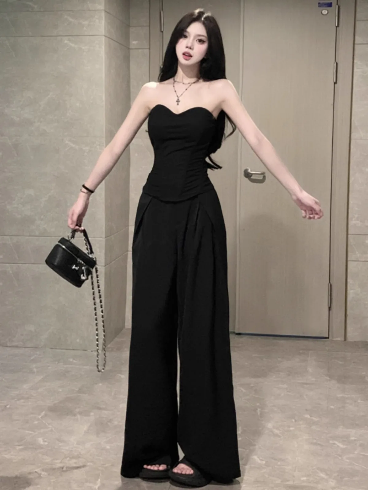 Sexy Bla Fibone sangle gilet femmes printemps 2025 deux pièces Ensemble pantalon à jambes larges fibre de Polyester Faionable Ensemble