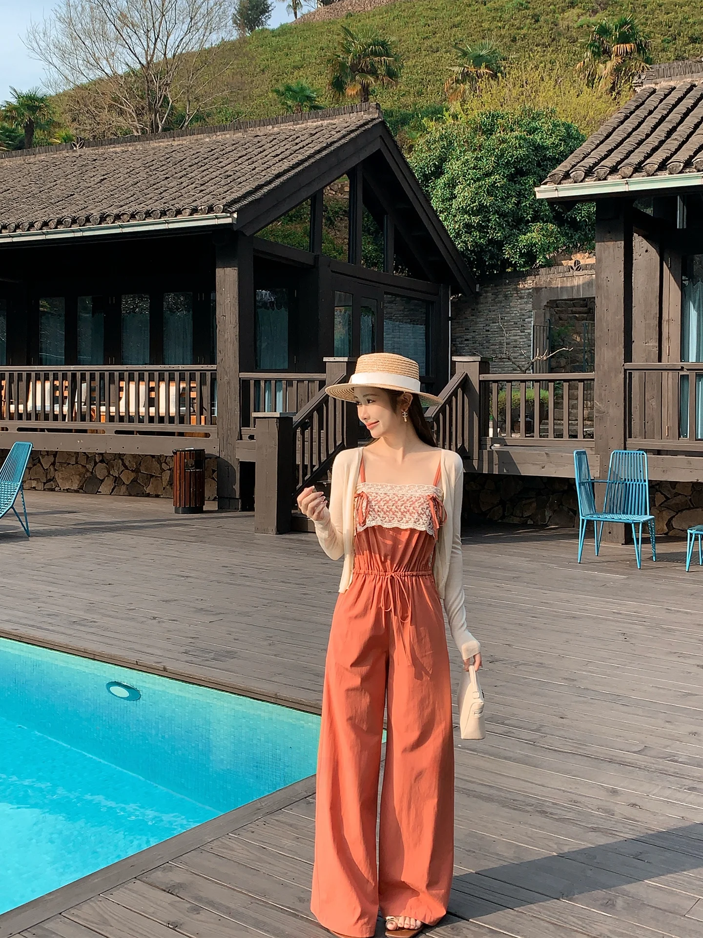 

Летние женские комбинезоны нового стиля с кружевной отделкой, утягивающие талию, с поясом, с высокой талией, прямые широкие брюки, повседневный стиль