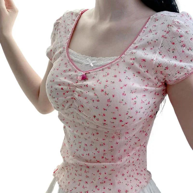 

Pure and Sweet Lace Splicing Two-piece French Floral Slim and Slim Versatile Short-sleeved Top