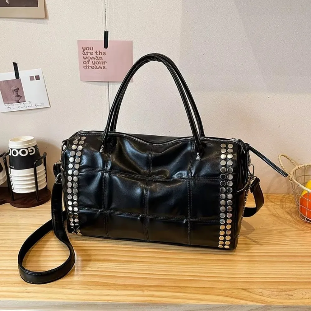 Large Capacity Rivet Tote Bag Quilted Design Y2K Style Fashion Rivet Handbag Detachable Shoulder Strap Women Shoulder Bag Women