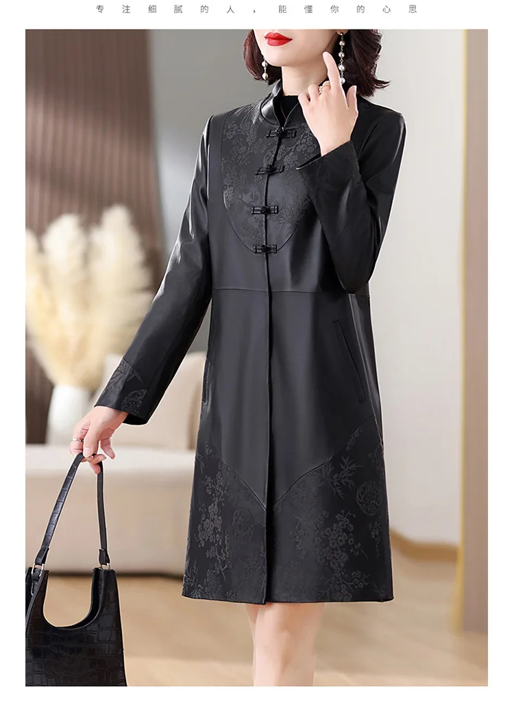 Black Coat Women\'s 2023 Autumn/Winter Chinese Style Retro Button Printed Mid length Windbreaker