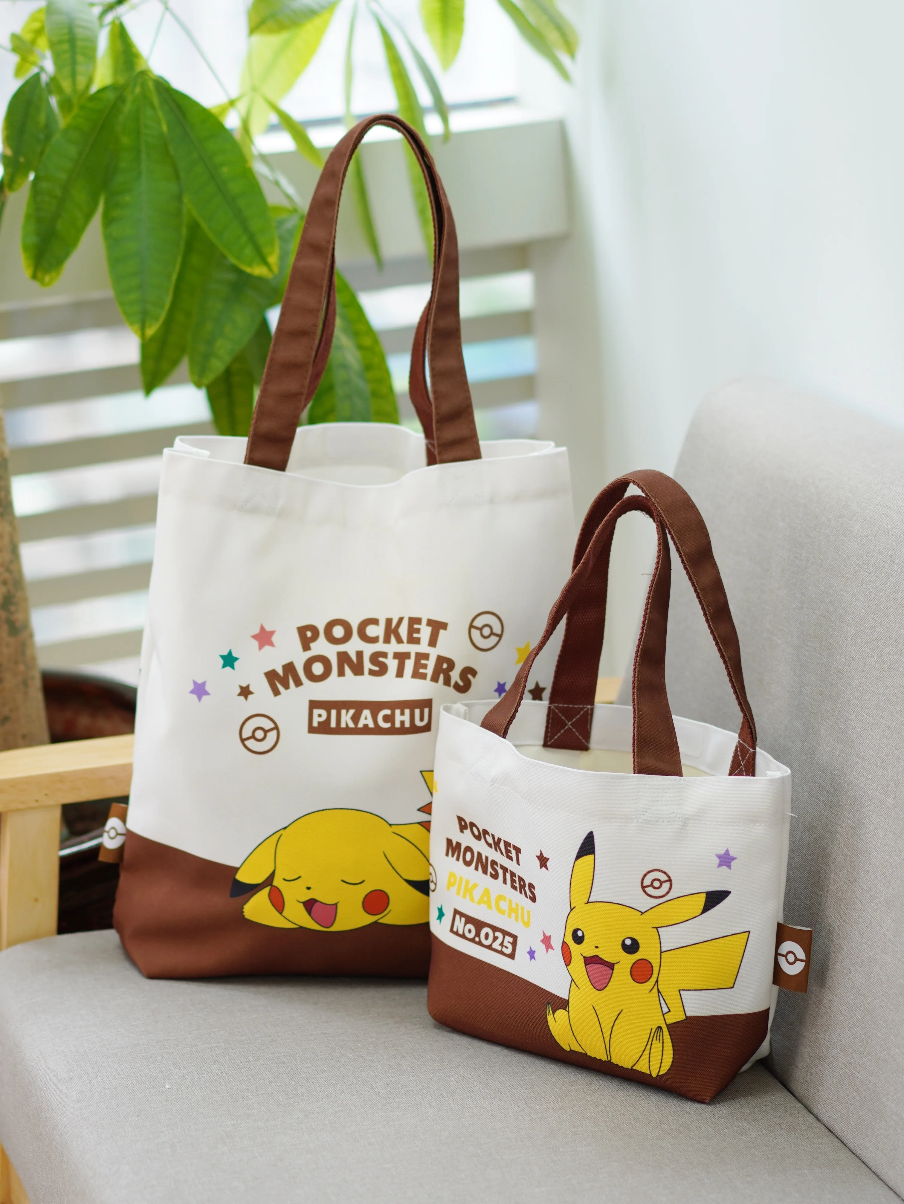 in-stock-pokemon-canvas-bag-lunch-box-storage-bag-pikachu-kabi-beast-children's-hand-held-eco-friendly-shopping-bag-fun-gift
