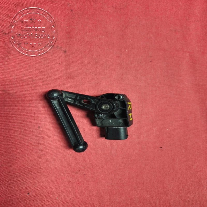 P/N: A2229050503 - Genuine Headlight Leveling Sensor for Mercedes-Benz C (W205 A205 C205 S205) S (W222 V222 X222 A217 C217)