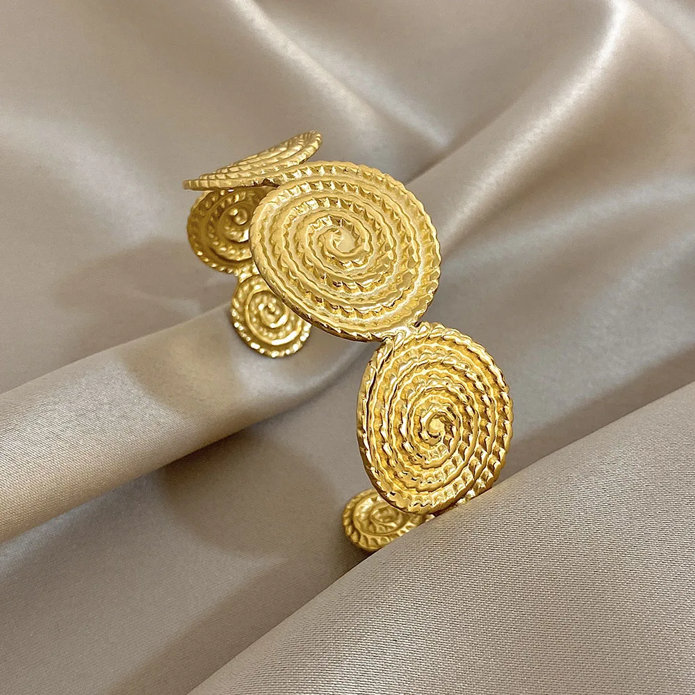 Irregular Textured Spiral Stainless Steel Cuff Bangles Bracelets Exaggerated Gold Plated Wide Bracelet Waterproof Jewelry Gifts