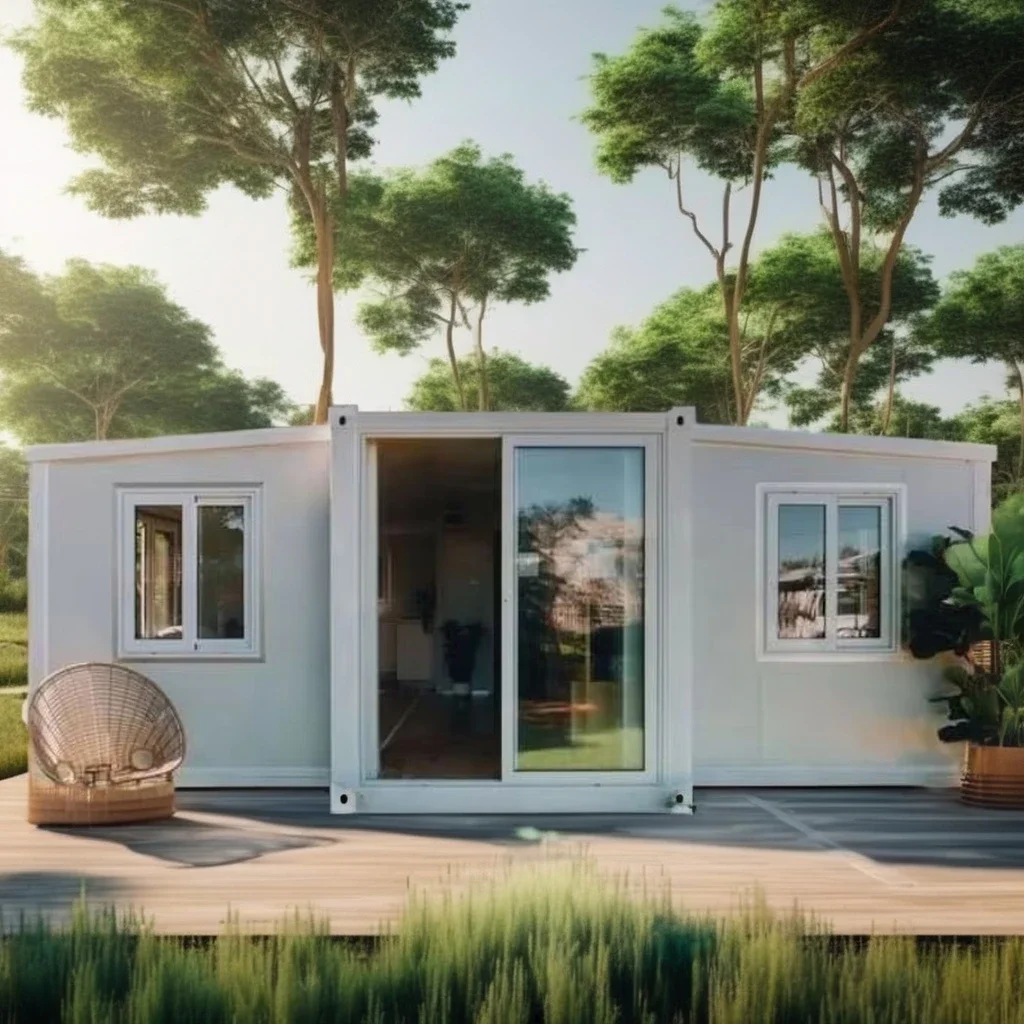 3 Bedroom Ready-Made Prefabricated House Expandable Steel Container Home Hurricane-Resistant Living Cabin