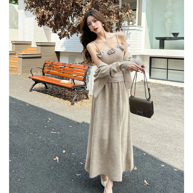 

Real Shot Autumn Winter Outfit for Women with 3D Floral Strap Knitted Cardigan SetaThree-piece Skirt Set