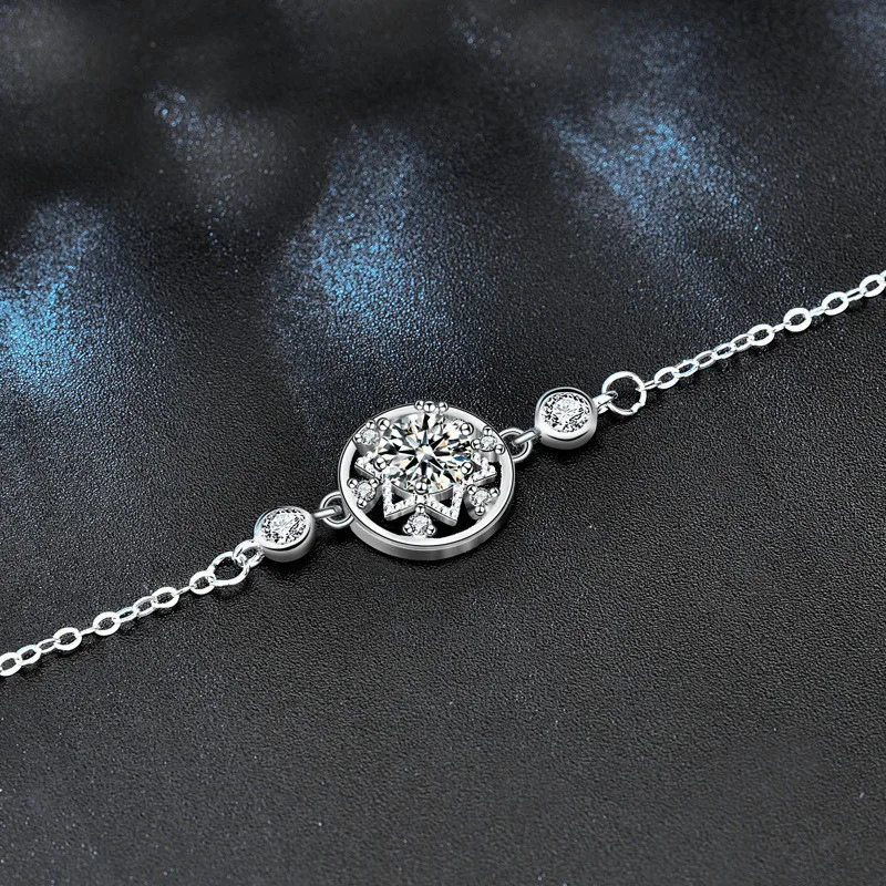 Star Halo D Color Moissanite Bracelet 925 Sterling Silver Adjustable Lobster Clasp Dainty Romantic Gift for Women