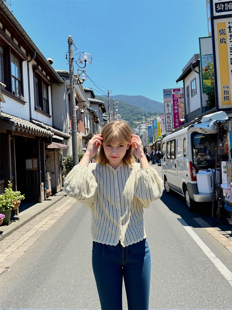 

Винтажные рубашки. Женская блузка на пуговицах в горошек с воротником «Питер Пэн» и пышными рукавами для весеннего повседневного или рабочего одежды в стиле ретро.