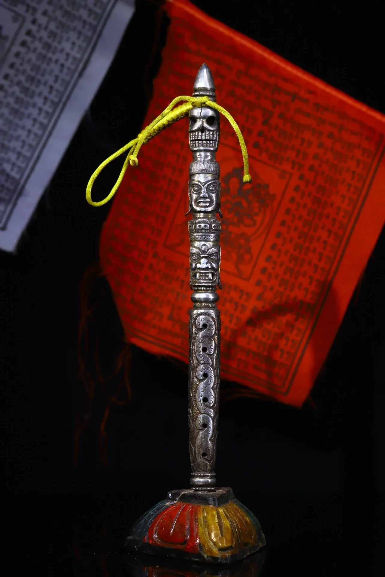 

11-дюймовая коллекция тибетского храма, старый тианти, киноварь, череп Махакала, голова Будды, Дордже Ваджра Пхурпа, база, амулет, Дхарма, городской дом