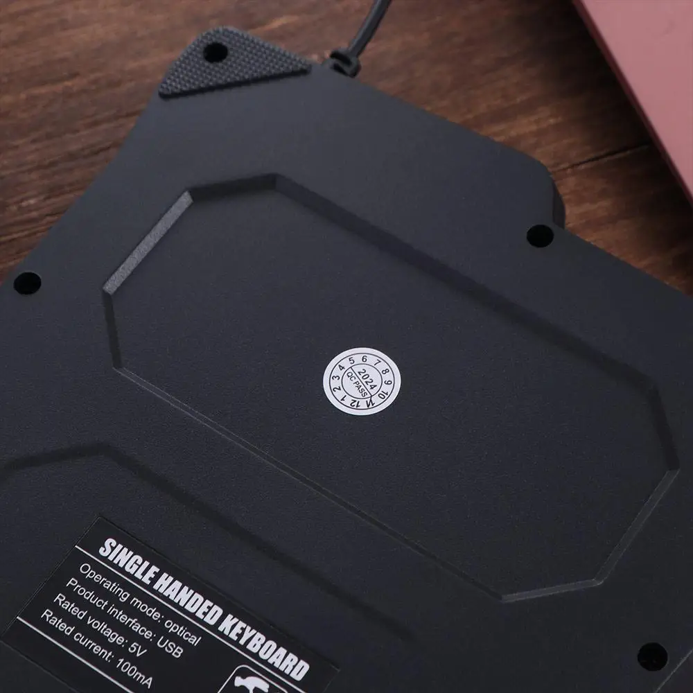 USB Single Hand Keyboard Luminous Mini One Handedly Keyboard Ultra-slim 3 Color Backlight Gaming Mechanical Keyboard Desktop PC