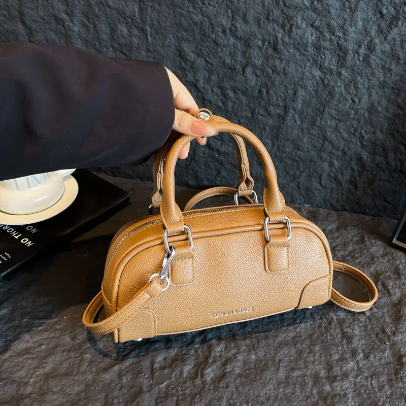 

2025 New Fashion High-End Boston Bag - European American Summer Niche Foreign-Style Messenger Handbag