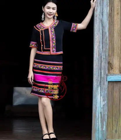 Yunnan 소수민족 스타일 중공업 자수 블랙 컬러 블록 짧은 치마, 슬림핏 여름 투피스 세트