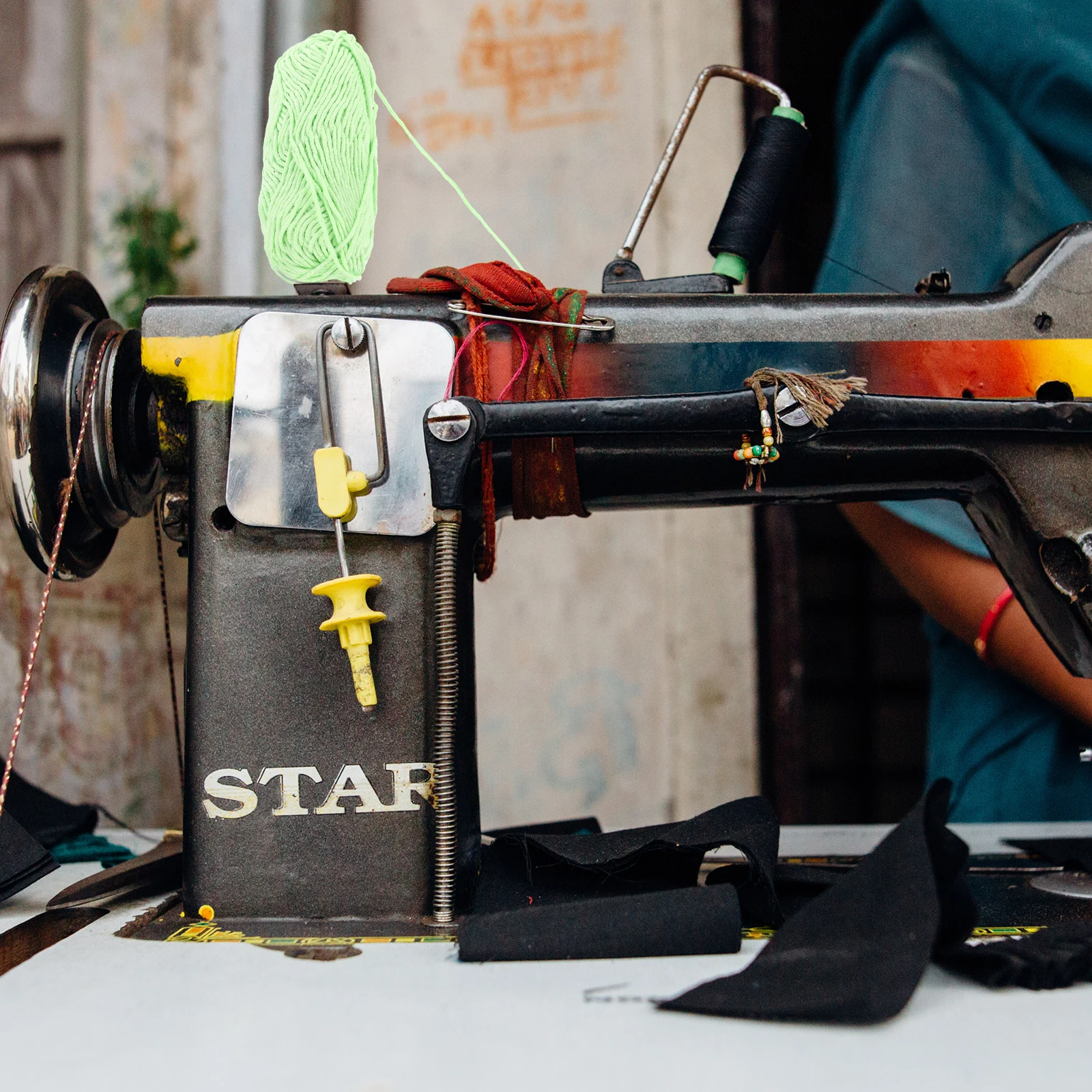 

Glow in The Dark Yarn Luminous Crochet Thread DIY Hand Knitted Projects Supple Skin Friendly Material Household Sewing