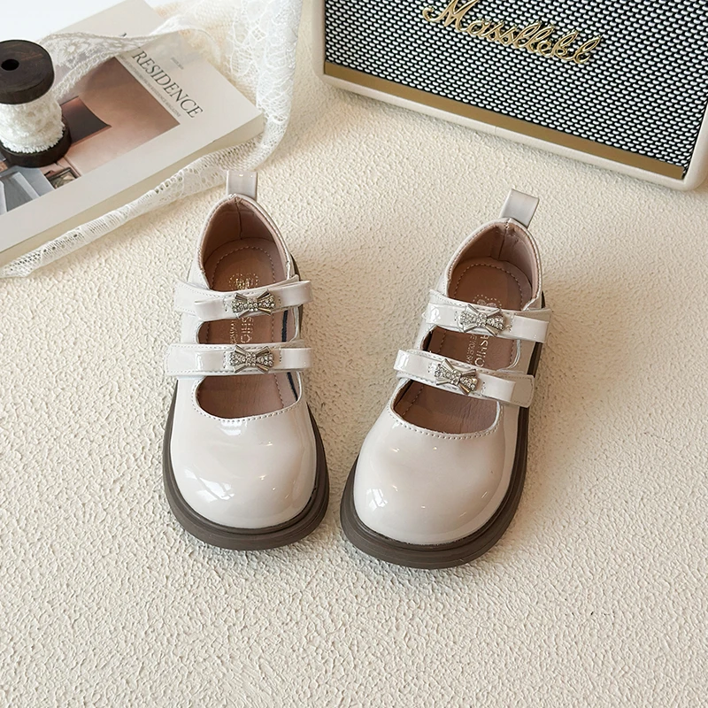 Princess Girls Leather Shoes with Shiny Bow 2026 New Spring Toddler Dress Shoes Soft Sole Classic Simple Kids Mary Jane Flats