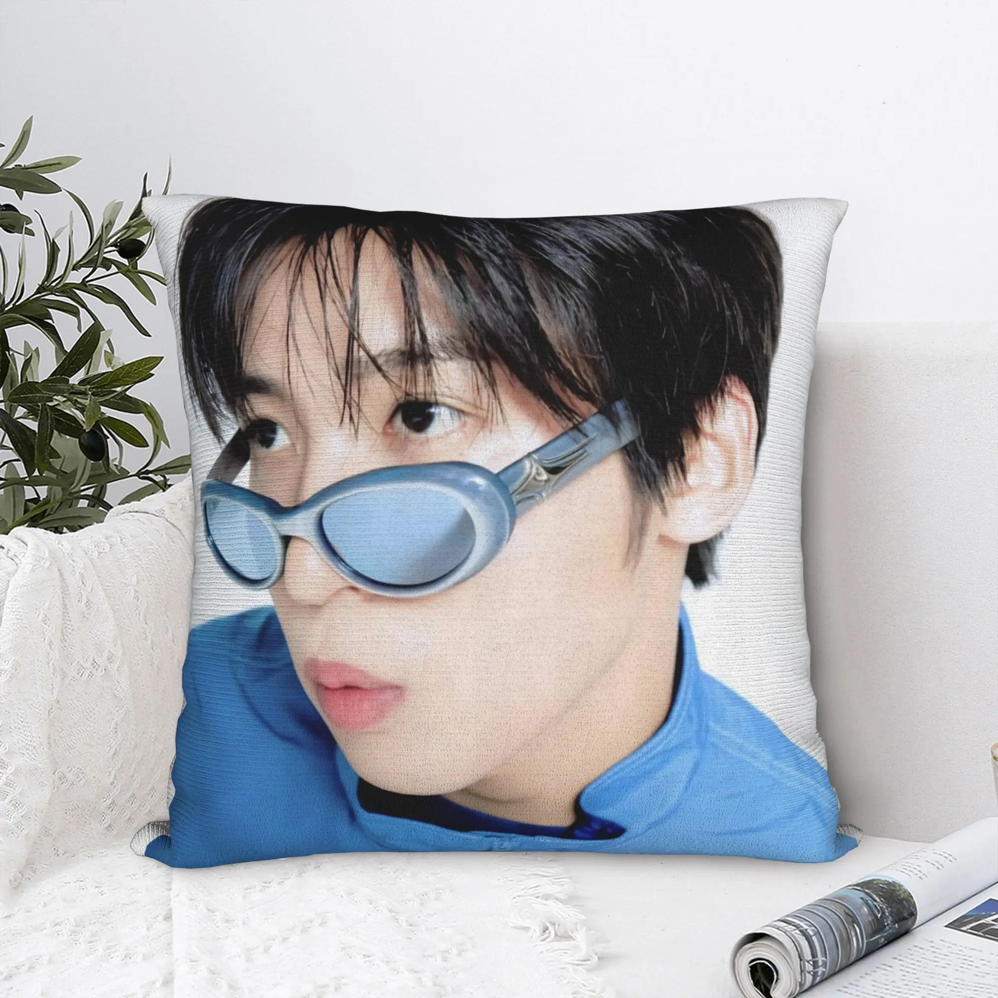 Ren Meguro Japanese Actor Pillowcase Polyester Cushion Cover Decorations  Throw Pillow Case Cover Home Zippered 40*40cm