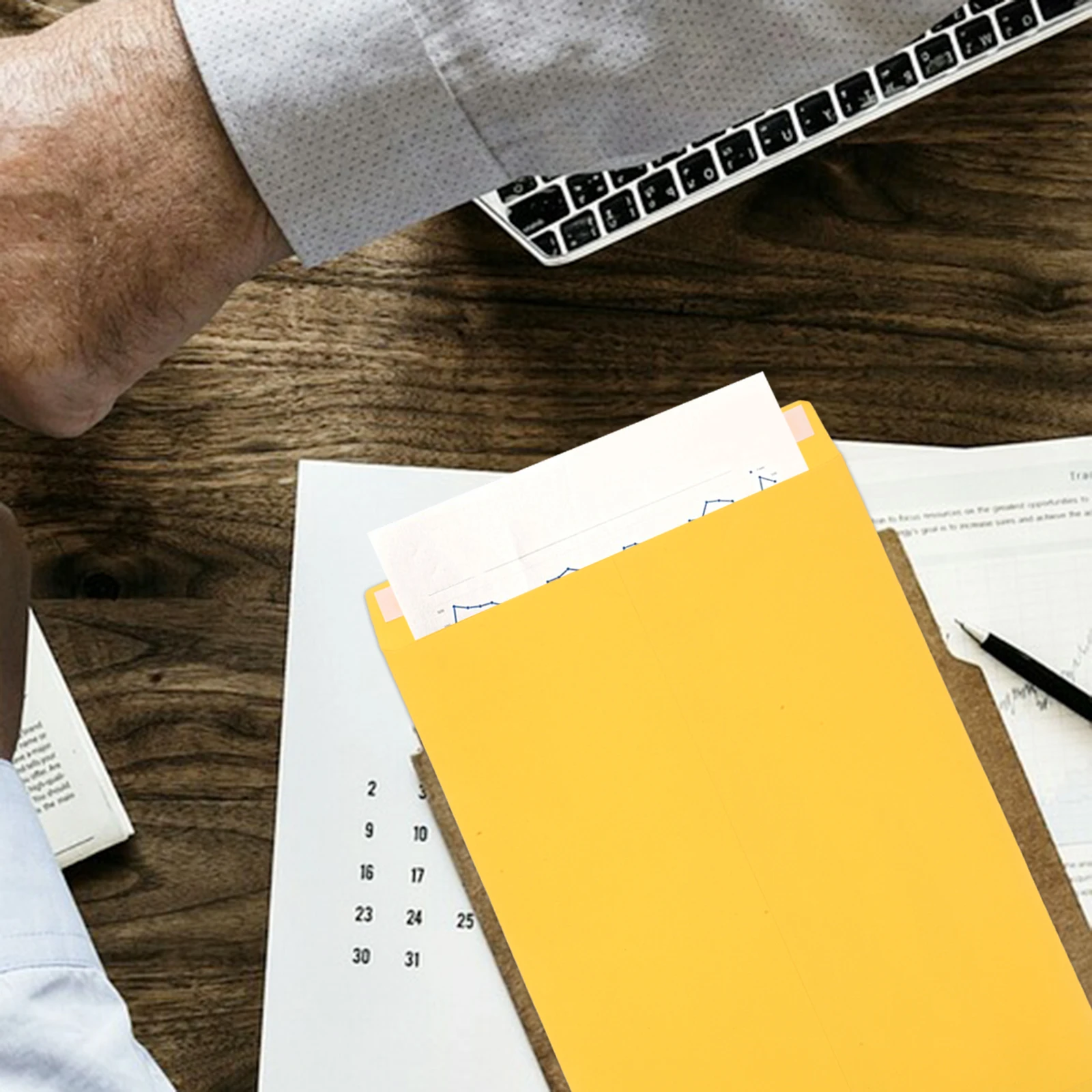 

30Pcs Reinforced Self-Adhesive File Bags Classic Look Versatile Storage for Important Documents Envelopes Kraft Paper Envelopes