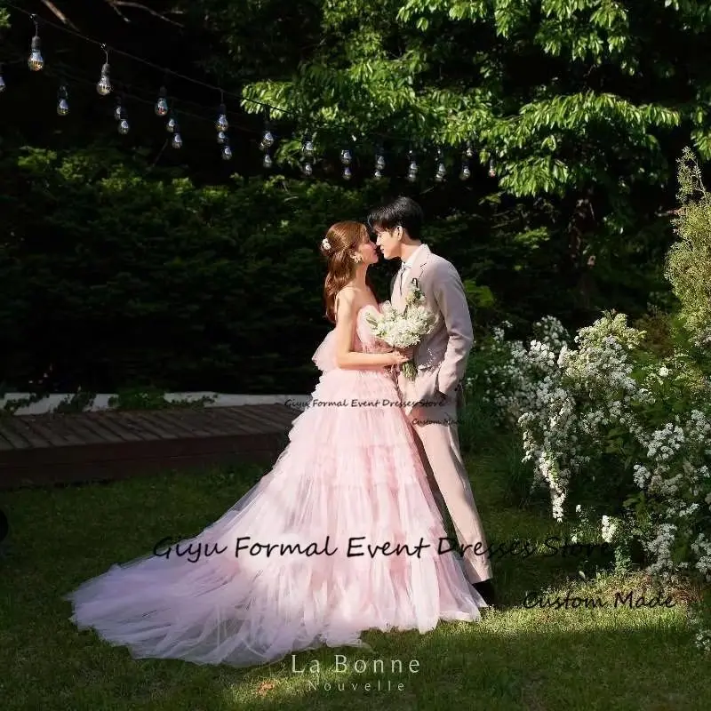 

Giyu Princess Pink Tiered Wedding Dresses Strapless Layered Strapless Sweep Train Bride Dress Corset Back Evening Gowns