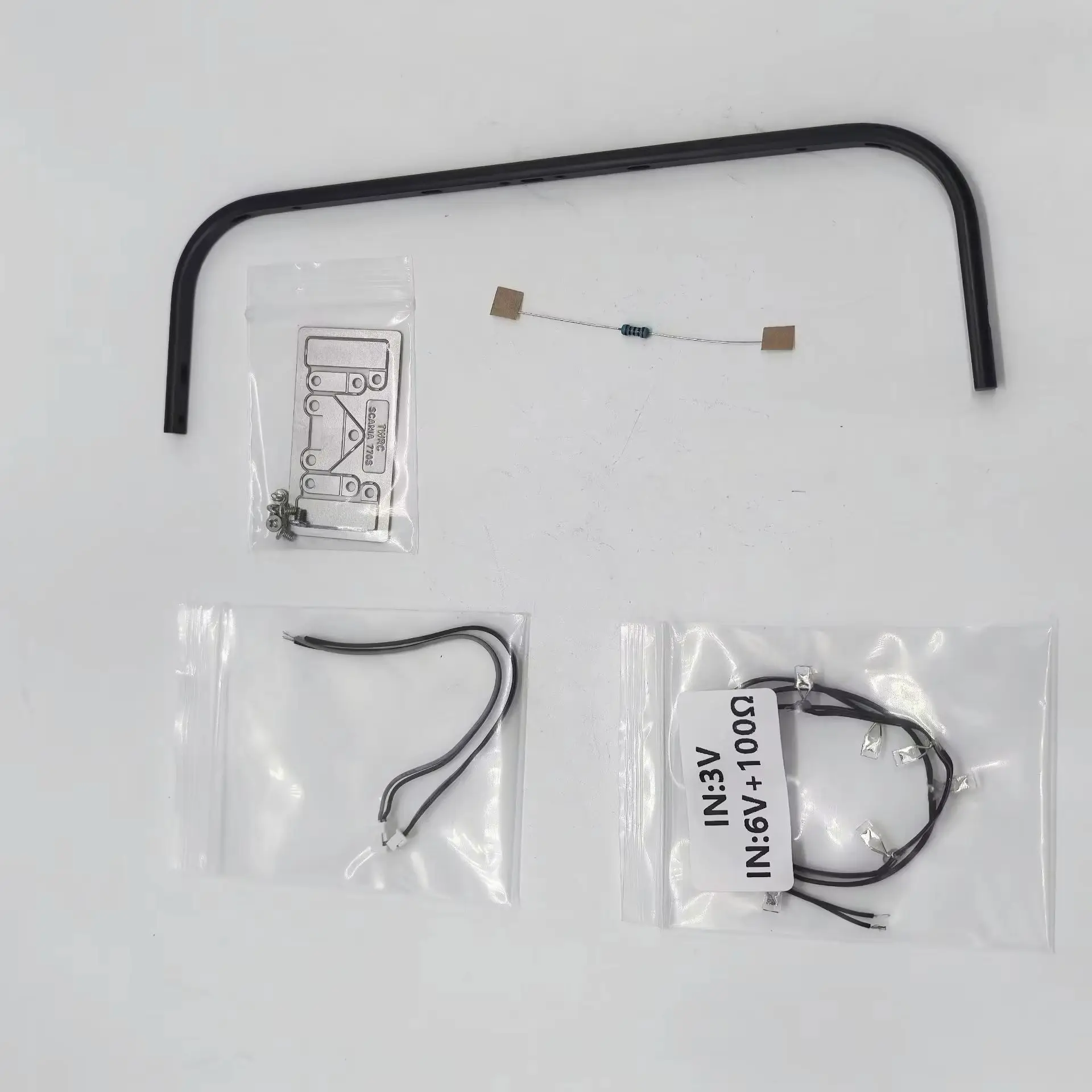 

LED Simulation Front Bottom Light Chin Lamp For 1/14 Tamiya RC Truck For SCANIA 770S 6X4 56368 8X4 56371 Car Upgrade Accessories
