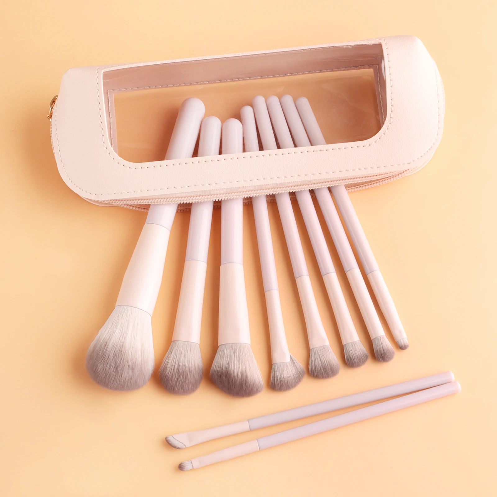 แปรงแต่งหน้าขนนุ่มสีเบจ 13 ชิ้ - Beauty Makeup Brands บทวิจารณ์และราคา