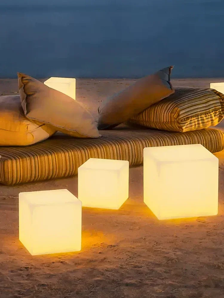 Solar outdoor luminous cube stool waterproof camping square decorative courtyard floor lamp